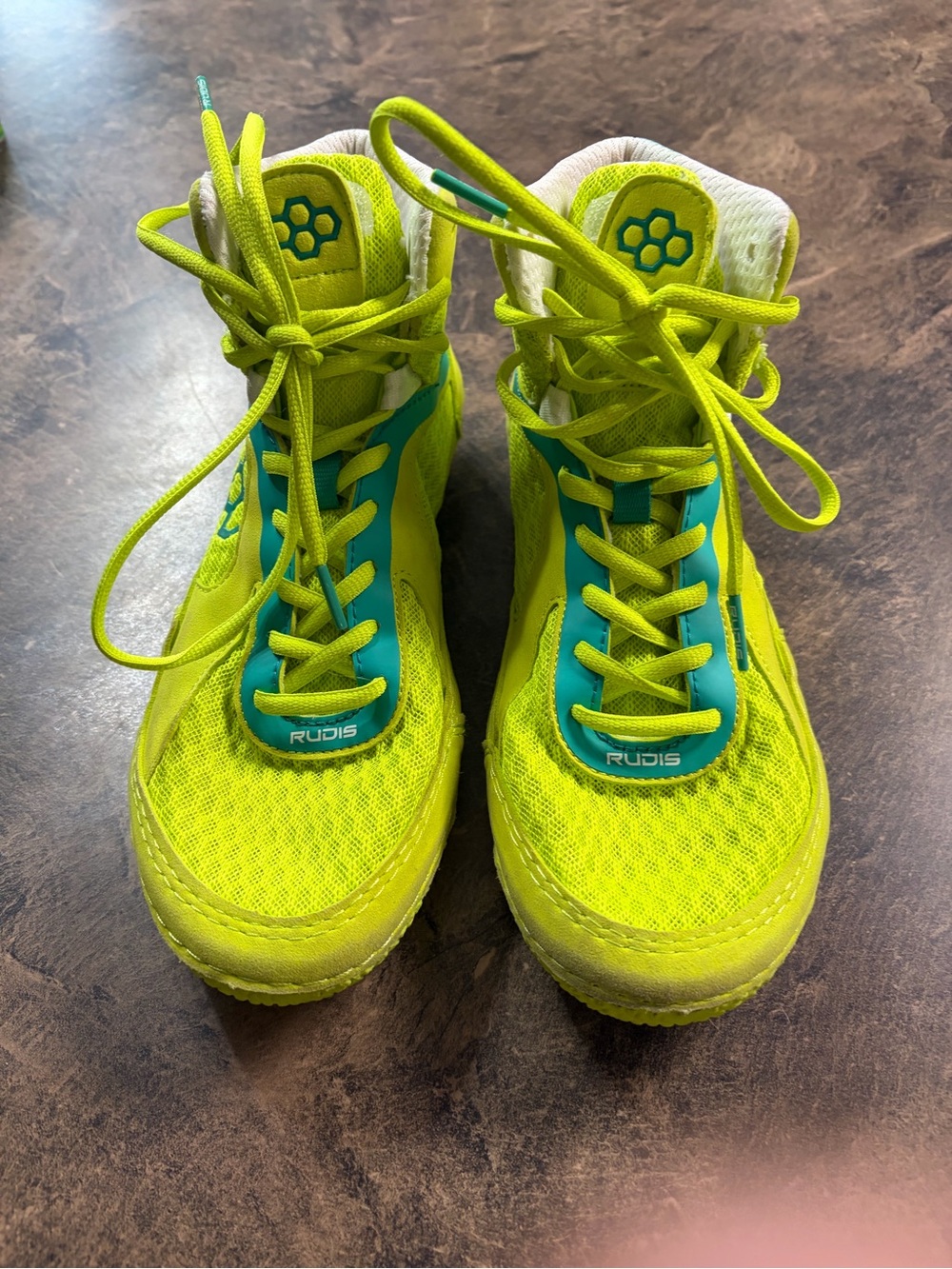 Rudis women’s wrestling Shoes in Neon Yellow-